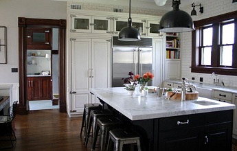 Барные стулья: какой стиль, какая отделка, какой размер?